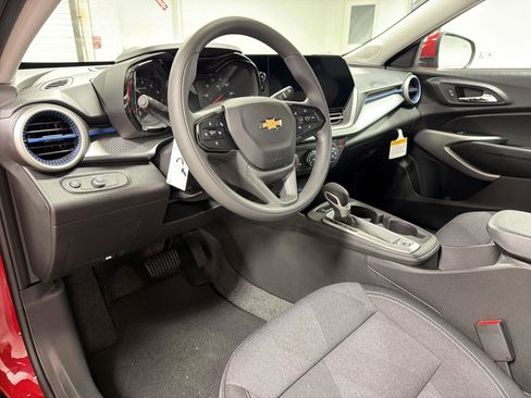 New 2026 Chevrolet Trax LS FWD image 4