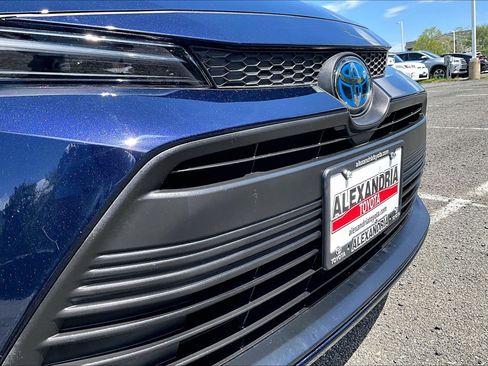 Used 2025 Toyota Corolla LE FWD image 28