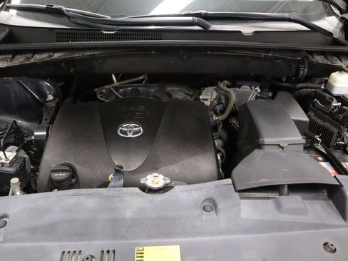 Used 2019 Toyota Highlander Limited AWD/4WD image 15