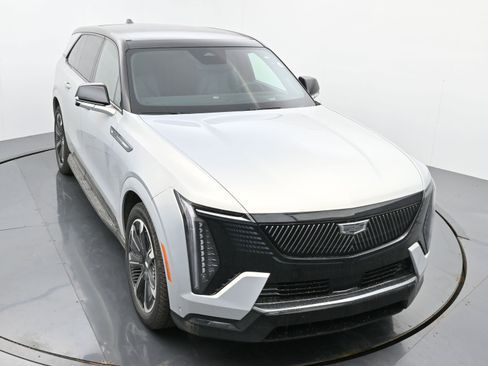 New 2025 Cadillac Escalade IQ Sport 2 image 30