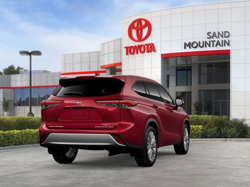 New 2026 Toyota Highlander Platinum AWD/4WD image 33