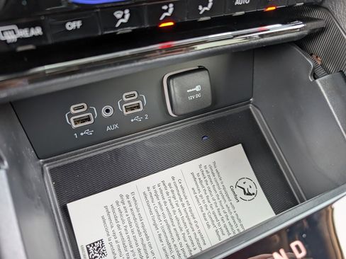 New 2025 Jeep Grand Cherokee L Altitude image 30