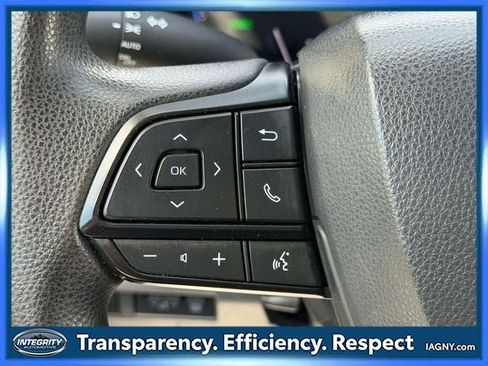 Used 2022 Toyota Sienna LE FWD image 28