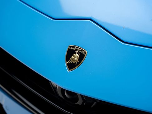 Used 2024 Lamborghini Urus S AWD/4WD image 13