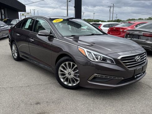 Used 2015 Hyundai Sonata Limited w/ Option Group 05 FWD image 2
