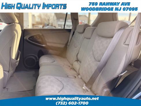 Used 2011 Toyota RAV4 4WD image 16