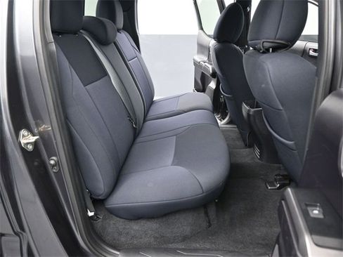 Used 2020 Toyota Tacoma TRD Sport image 29