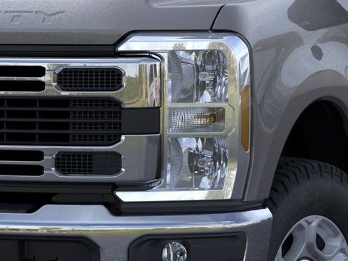 New 2026 Ford F250 XLT w/ Snow Plow Prep Package AWD/4WD image 18