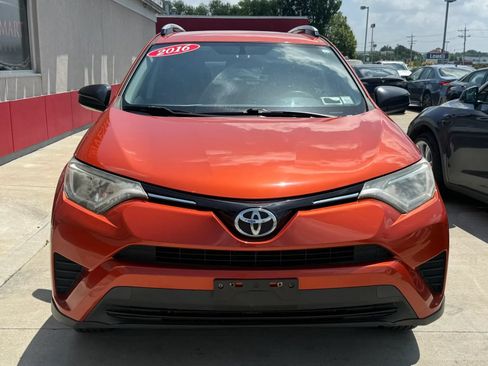 Used 2016 Toyota RAV4 LE AWD/4WD image 5