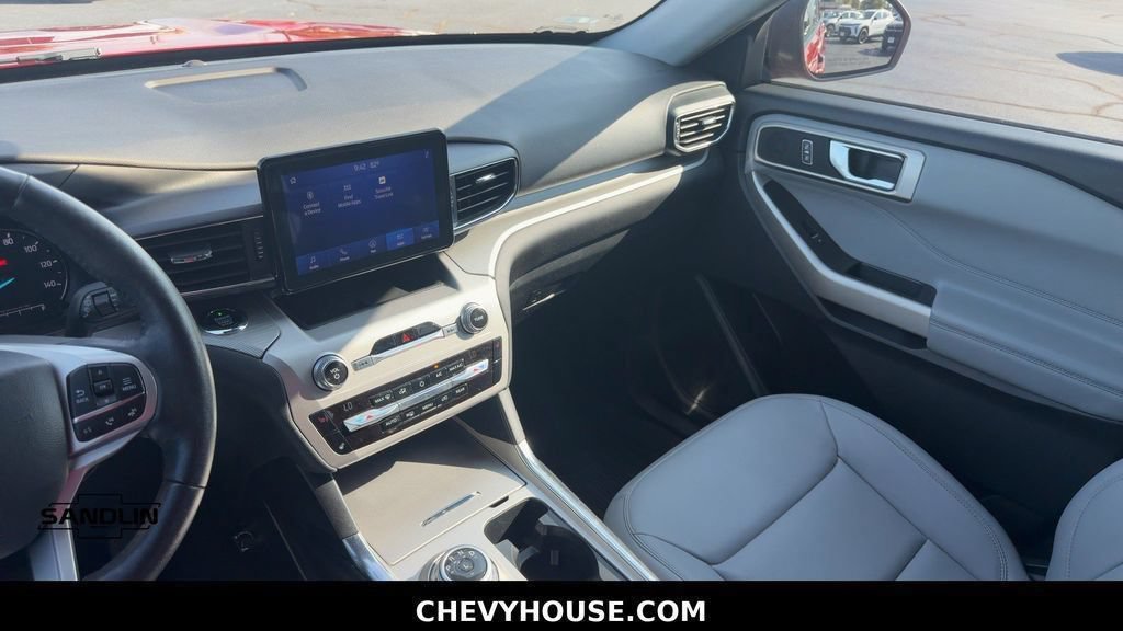Used 2021 Ford Explorer XLT w/ Equipment Group 202A RWD image 20