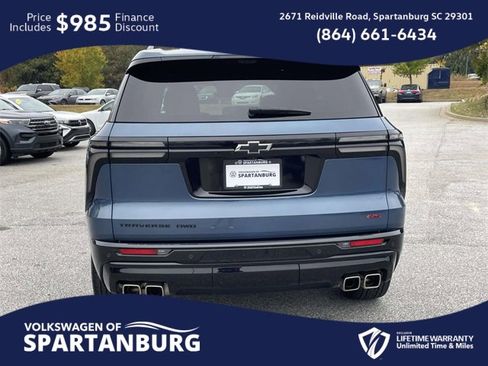 Used 2024 Chevrolet Traverse RS image 5
