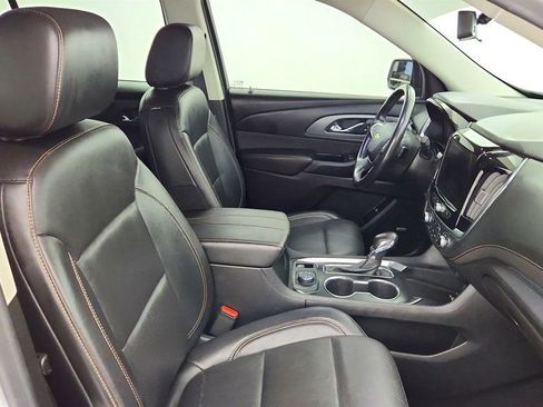Used 2021 Chevrolet Traverse Premier w/ Redline Edition AWD/4WD image 25