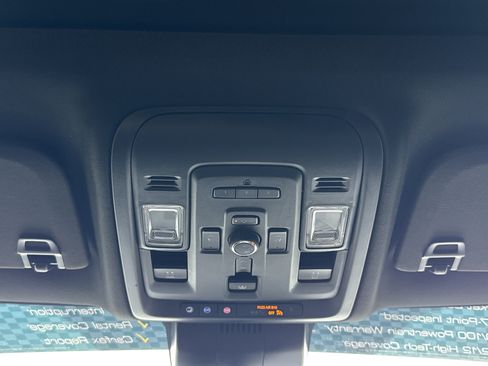 Used 2023 GMC Yukon Denali AWD/4WD image 27
