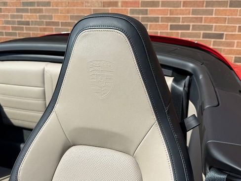 Certified 2025 Porsche 911 Carrera image 19