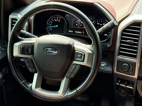 Used 2020 Ford F250 Platinum AWD/4WD image 11