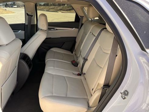 New 2025 Cadillac XT5 Premium Luxury FWD image 28