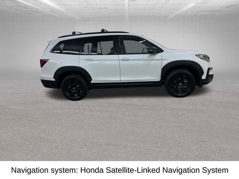 Used 2022 Honda Pilot TrailSport image 13
