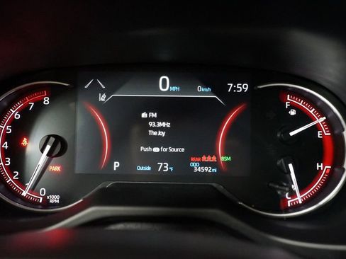 Certified 2025 Toyota RAV4 XLE FWD image 15