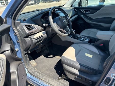 Used 2022 Subaru Forester Limited AWD/4WD image 5