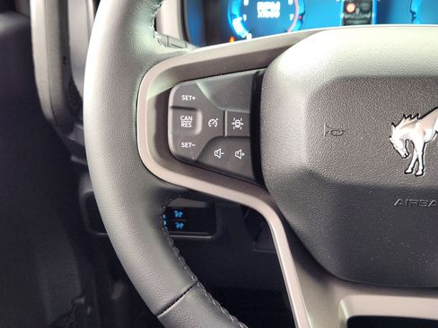 New 2025 Ford Bronco Big Bend w/ Black Diamond Package image 18