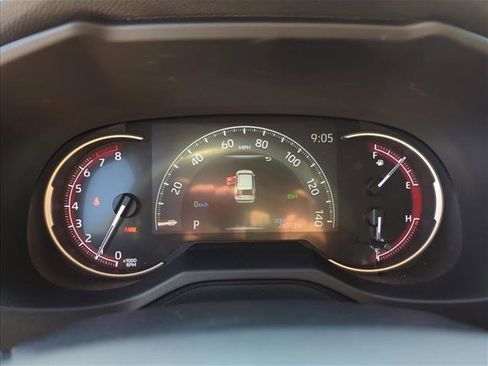 Used 2023 Toyota RAV4 XLE Premium image 15