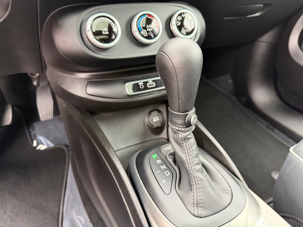 Used 2017 FIAT 500X Trekking FWD image 15