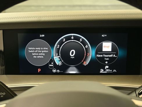 New 2026 Volkswagen Tiguan SE R-Line image 25