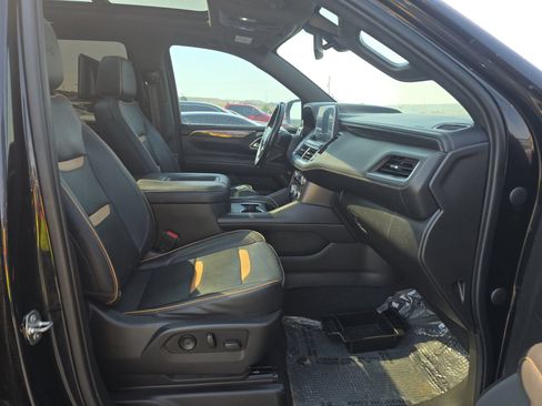 Used 2021 GMC Yukon AT4 w/ Rear Media and Nav Package AWD/4WD image 10