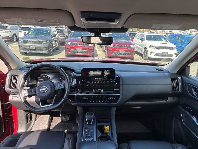 Certified 2023 Nissan Pathfinder SL AWD/4WD image 18