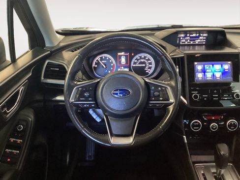 Used 2020 Subaru Forester Premium image 12