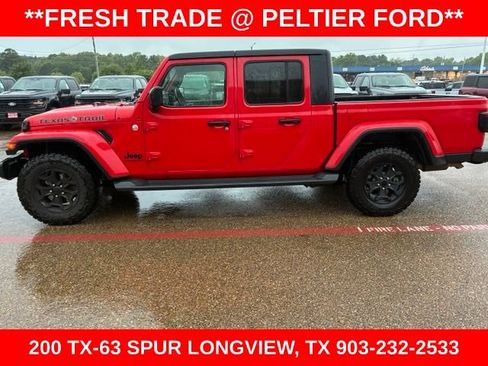 Used 2021 Jeep Gladiator Sport AWD/4WD image 4