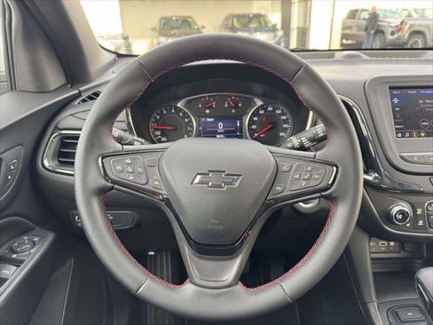Used 2023 Chevrolet Equinox RS image 13