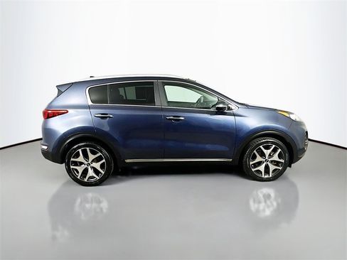 Used 2017 Kia Sportage SX image 7