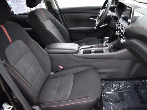 Used 2025 Nissan Sentra SR FWD image 15