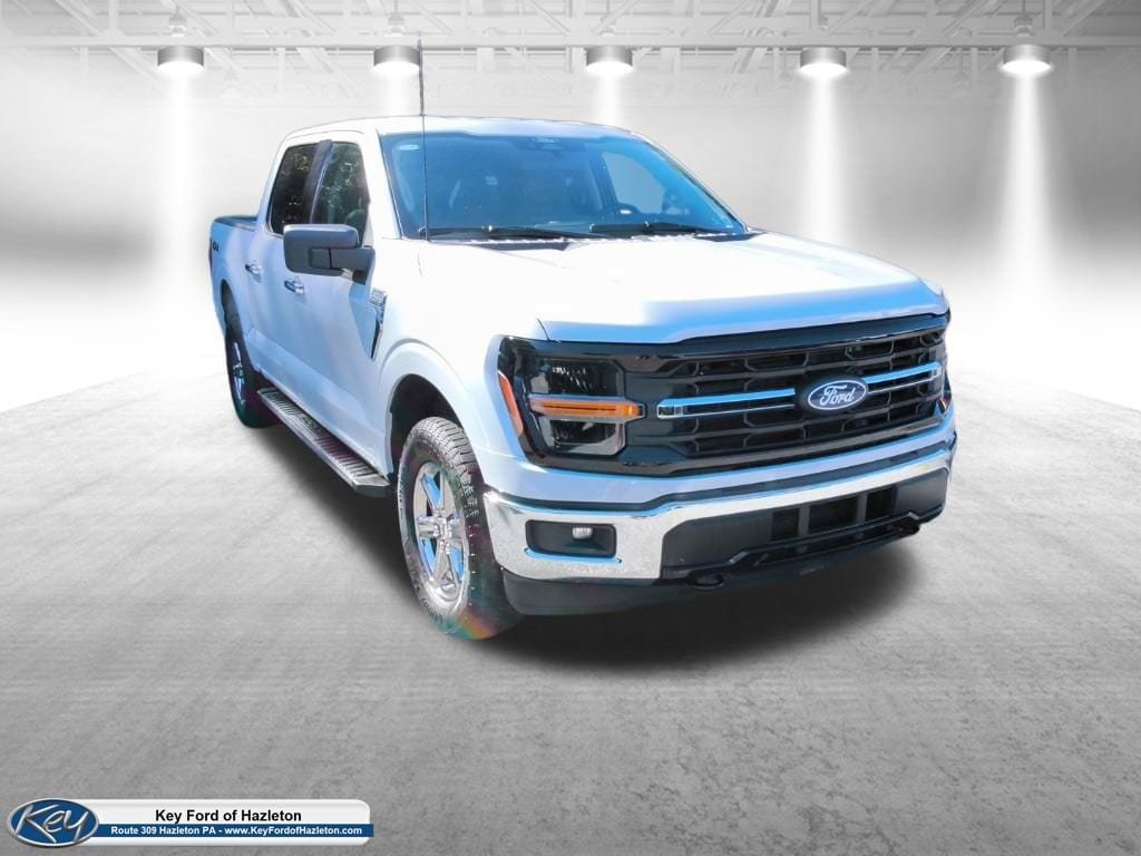 Used 2025 Ford F150 XLT w/ Equipment Group 301A Standard AWD/4WD image 2