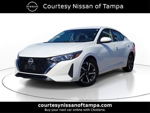 Certified 2024 Nissan Sentra SV image 1