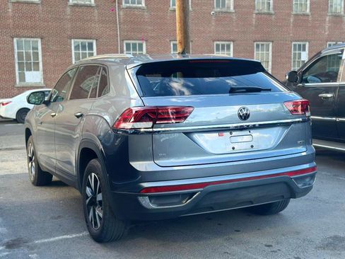 Used 2022 Volkswagen Atlas Cross Sport SE image 6