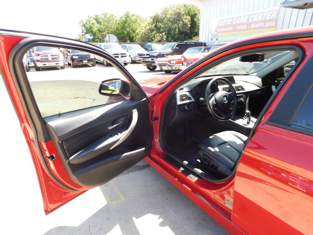 Used 2012 BMW 328i Sedan RWD image 17