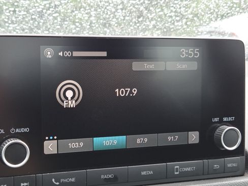 Used 2024 Honda Civic Sport image 29