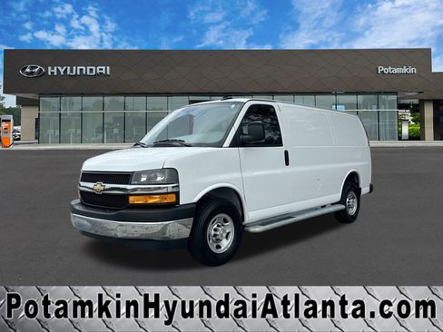 Used 2024 Chevrolet Express 2500 w/ Driver Convenience Package image 1