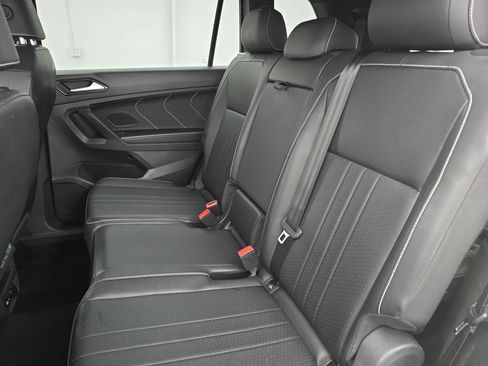 Certified 2023 Volkswagen Tiguan SE R-Line image 14