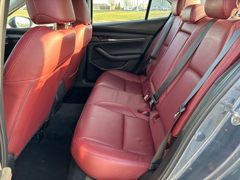Used 2025 MAZDA MAZDA3 s image 24