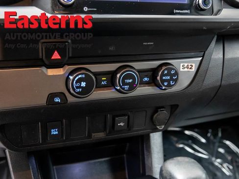 Used 2020 Toyota Tacoma SR RWD image 20