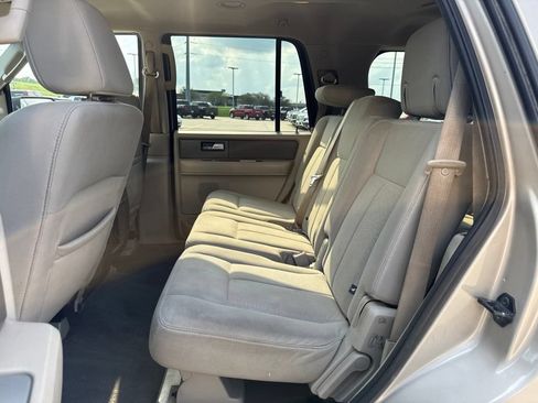 Used 2008 Ford Expedition XLT AWD/4WD image 17
