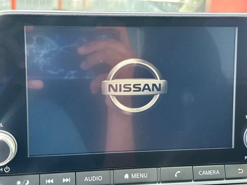 Used 2023 Nissan Sentra SV FWD image 18