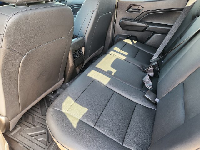 Used 2026 Chevrolet Colorado Trail Boss AWD/4WD image 30