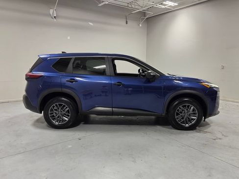 Used 2023 Nissan Rogue S FWD image 14