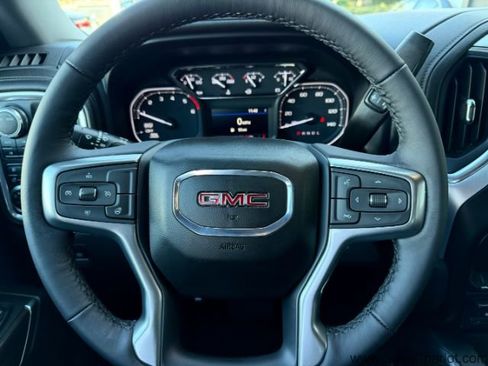 Used 2022 GMC Sierra 1500 SLT w/ SLT Premium Package image 23