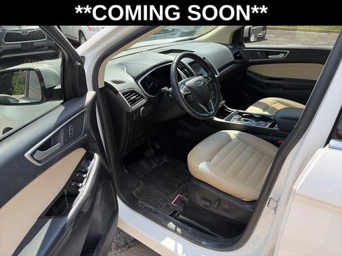 Used 2020 Ford Edge SEL w/ Convenience Package AWD/4WD image 11