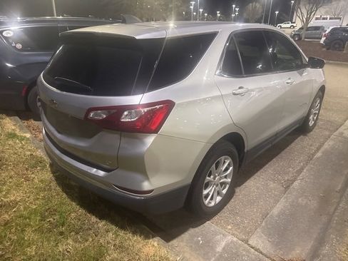 Used 2020 Chevrolet Equinox LT image 12